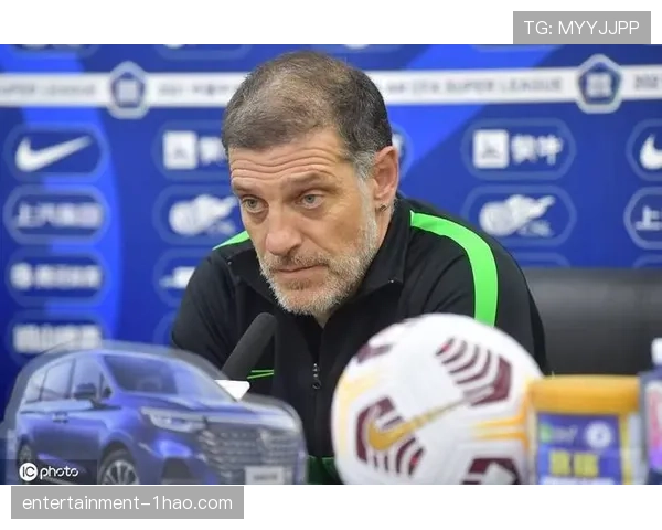 海地皮埃尔路易斯搭档 加勒比海球队身体条件出色经验欠缺